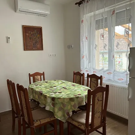 Fagyoengy Apartment